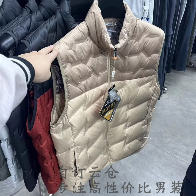 浅卡其/深卡其