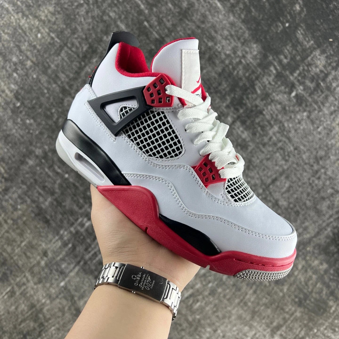 aj4外贸款-火焰红