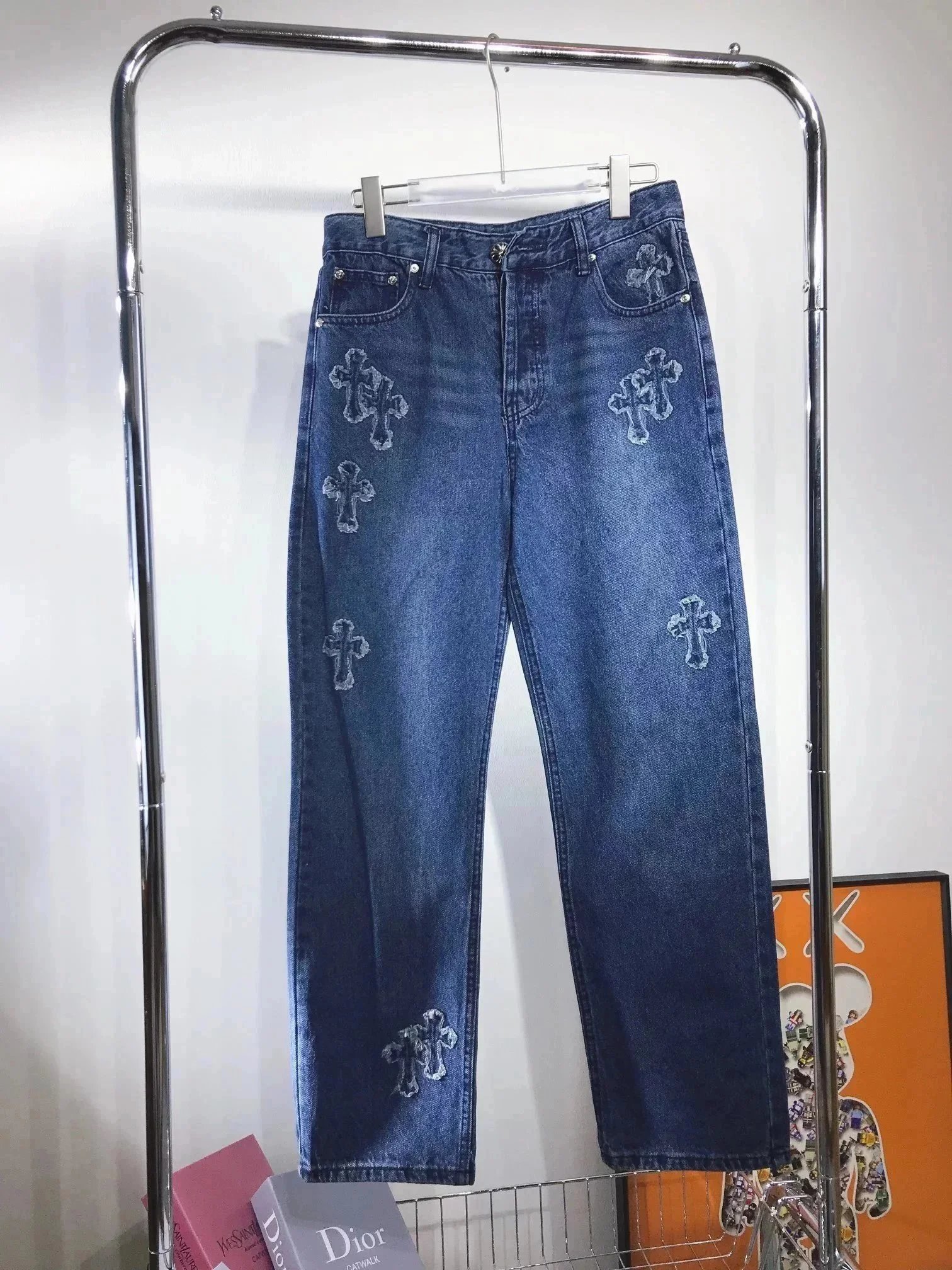 06