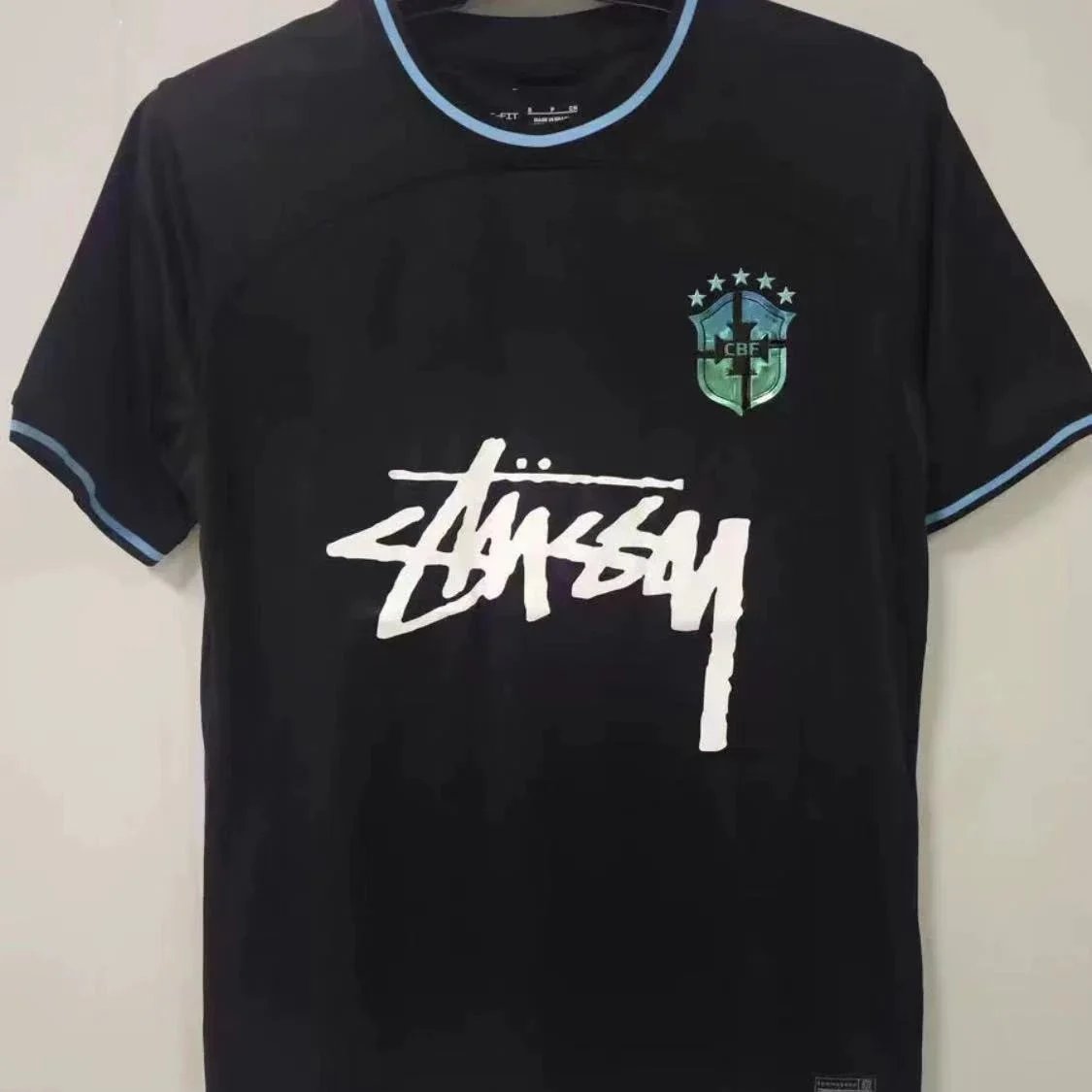 斯图西22款巴西黑