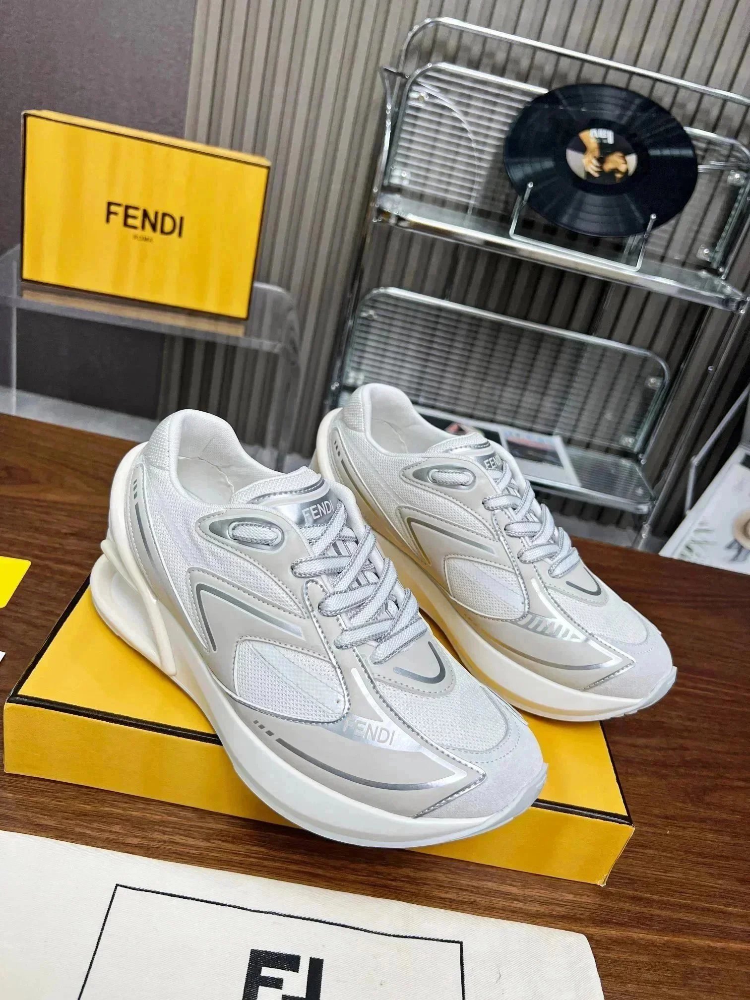 1白色005 1白色005