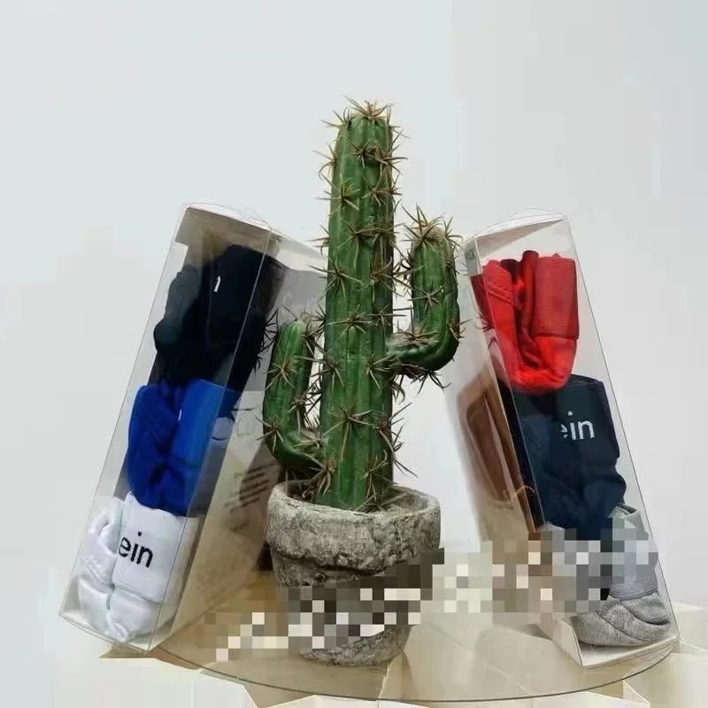 2 notes of your choice of colors