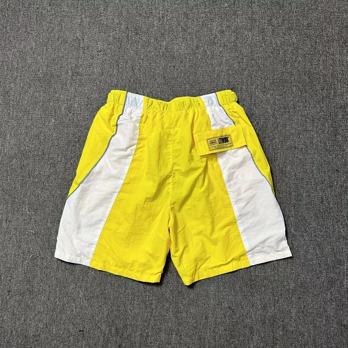 21黄白