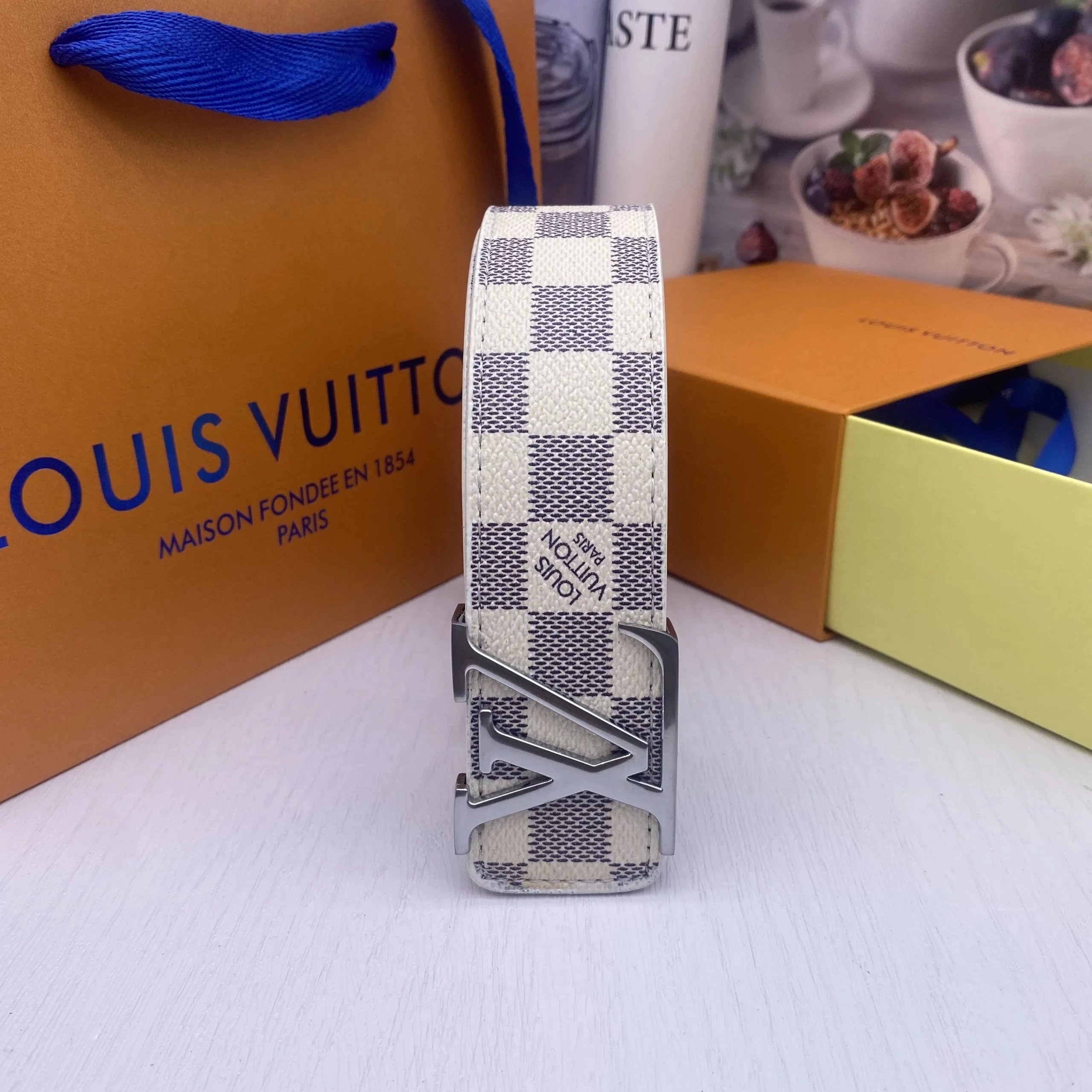 LV 31