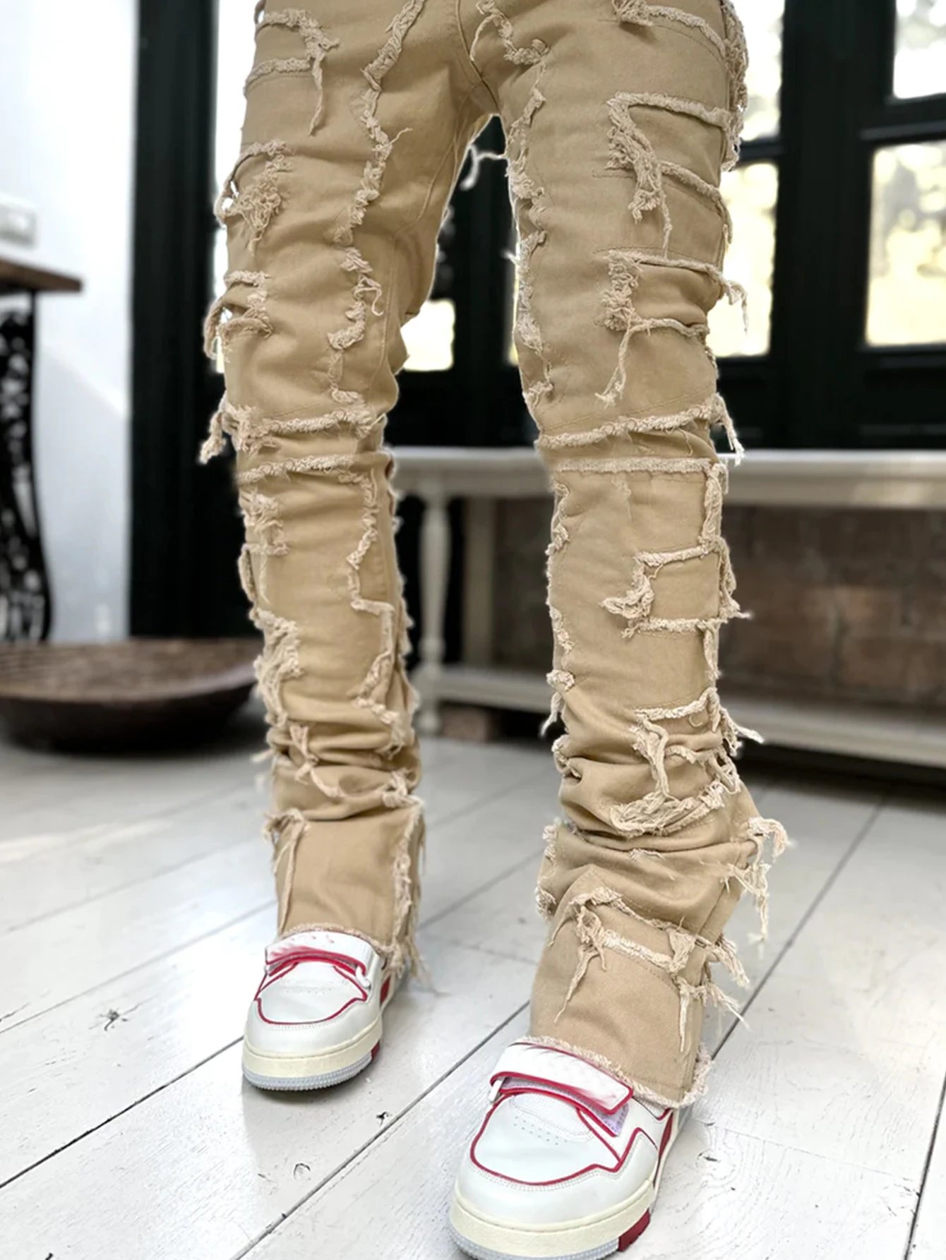 深卡其布色