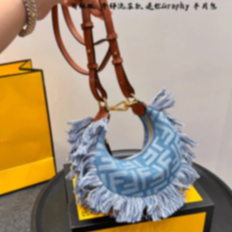 流苏蓝色布料