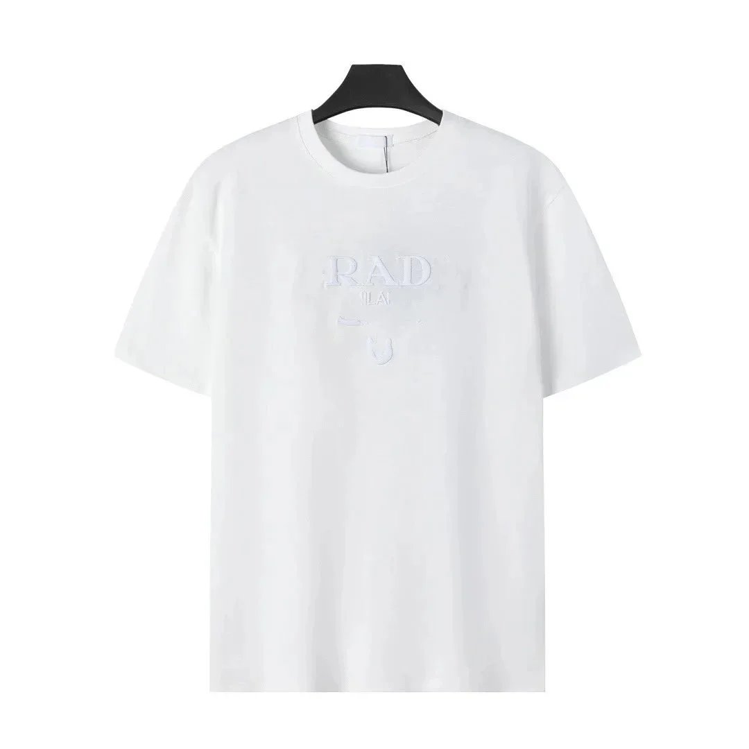 16 White (Three-Dimensional Light-Effect Embroidery)