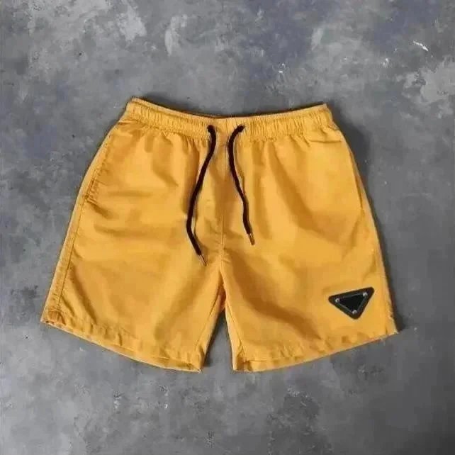 黄色 黄色
