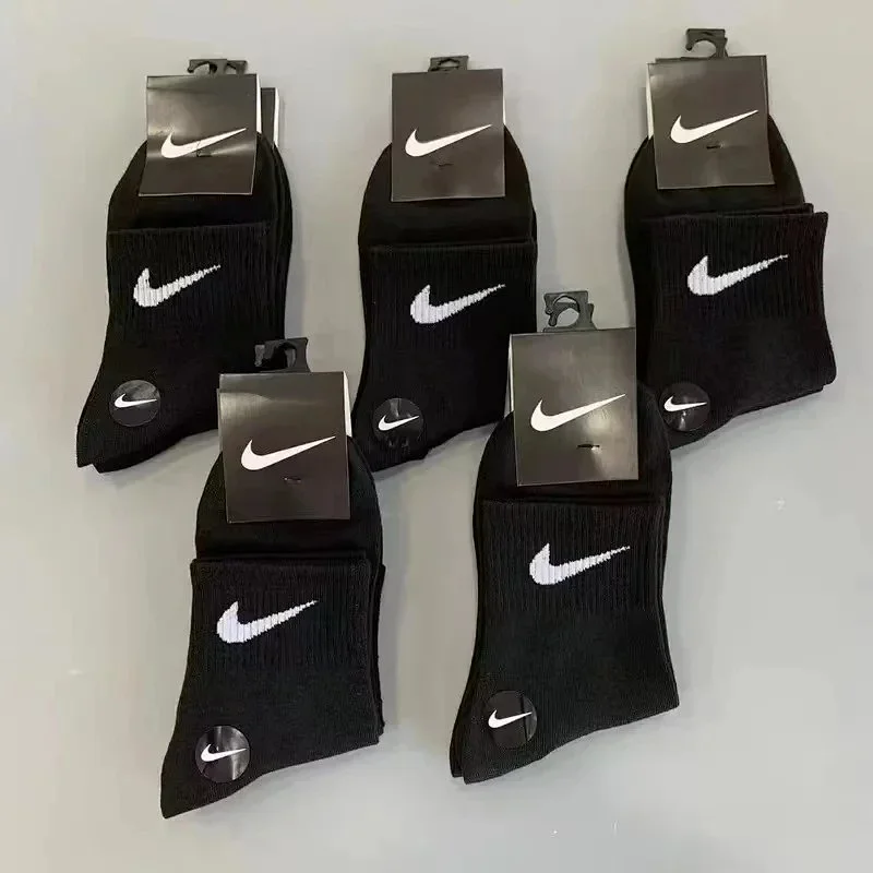 Nike 中筒 黑色10双 Nike 中筒 黑色10双