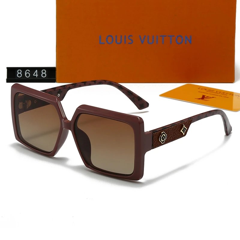 32 32