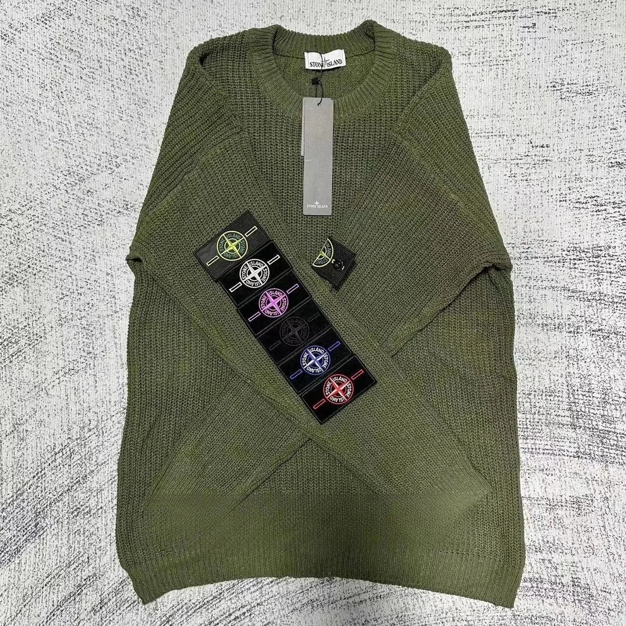 深绿色 深绿色
