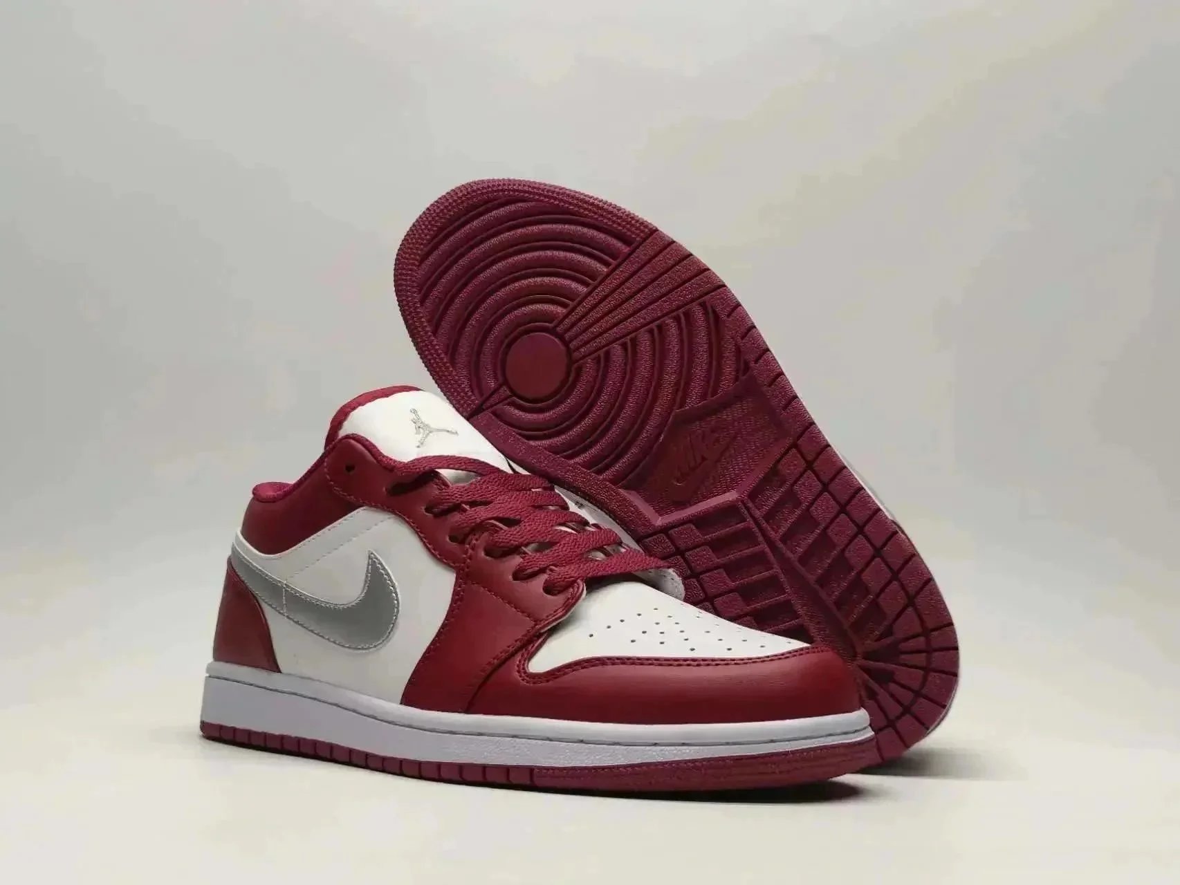 8 8