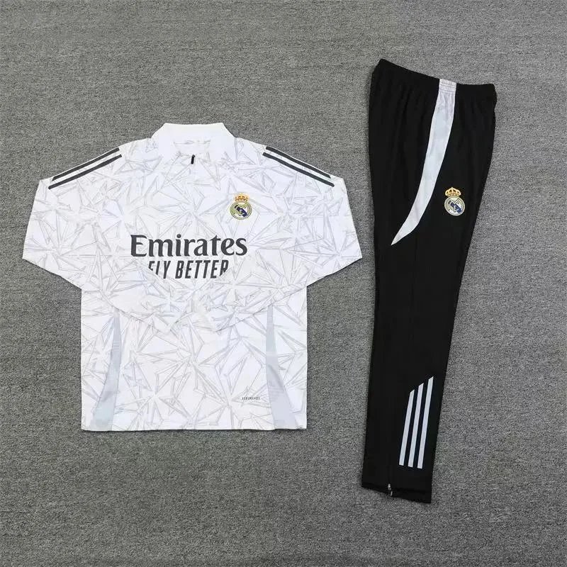24皇马白色格子 24皇马白色格子