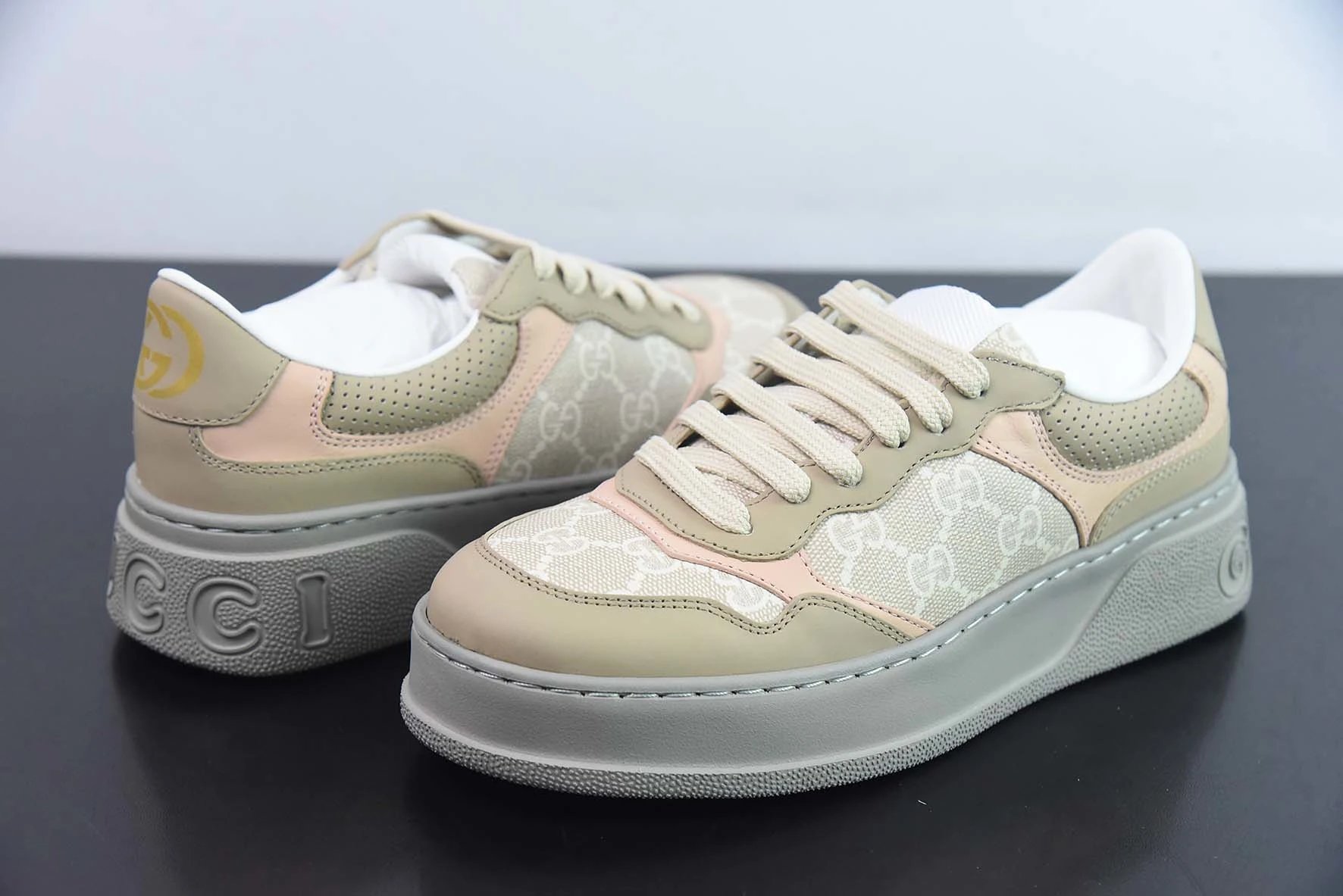 4 4