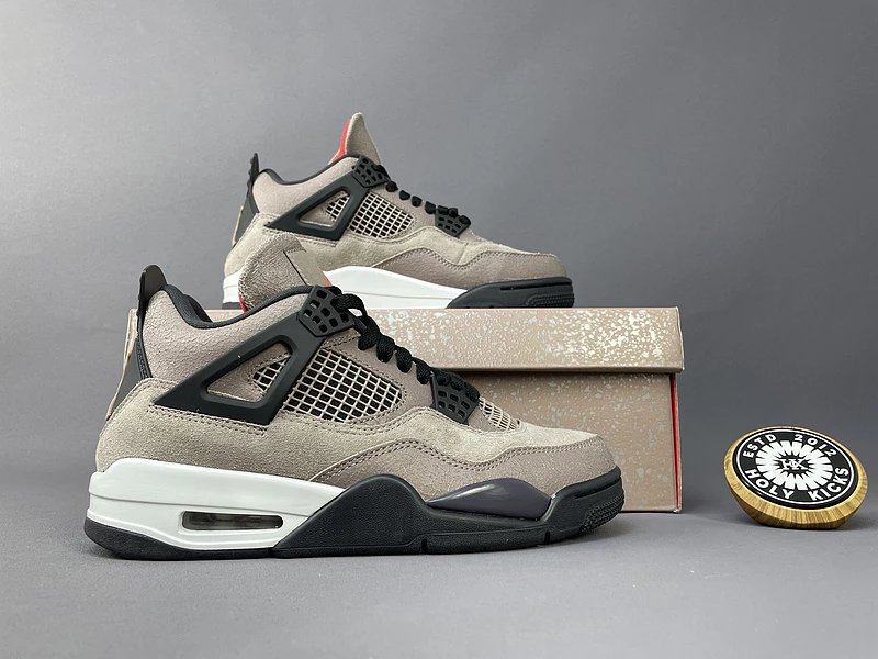 06 06