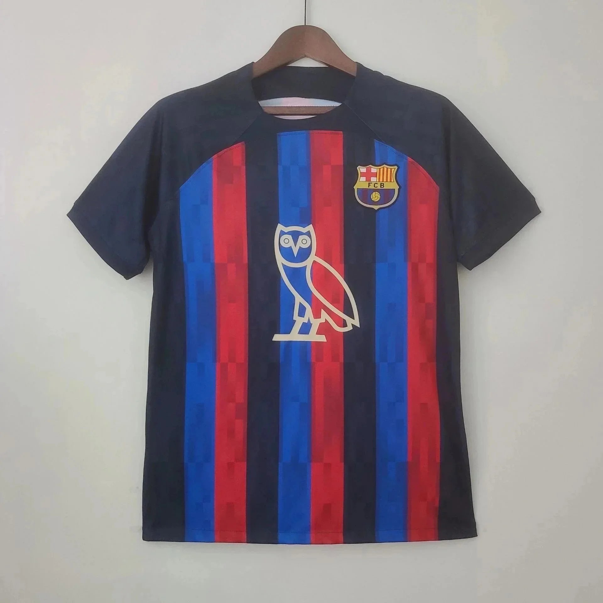 2223巴萨小鸟 2223巴萨小鸟