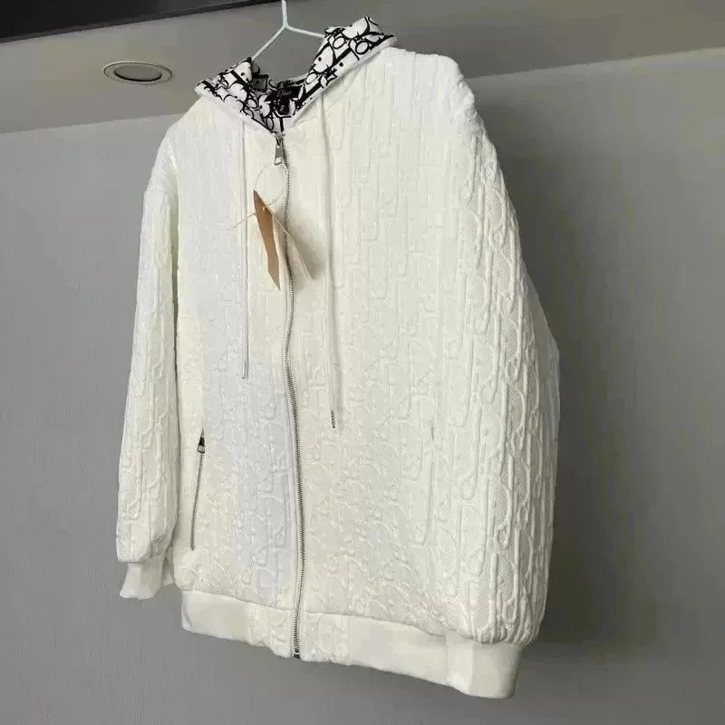 007 007