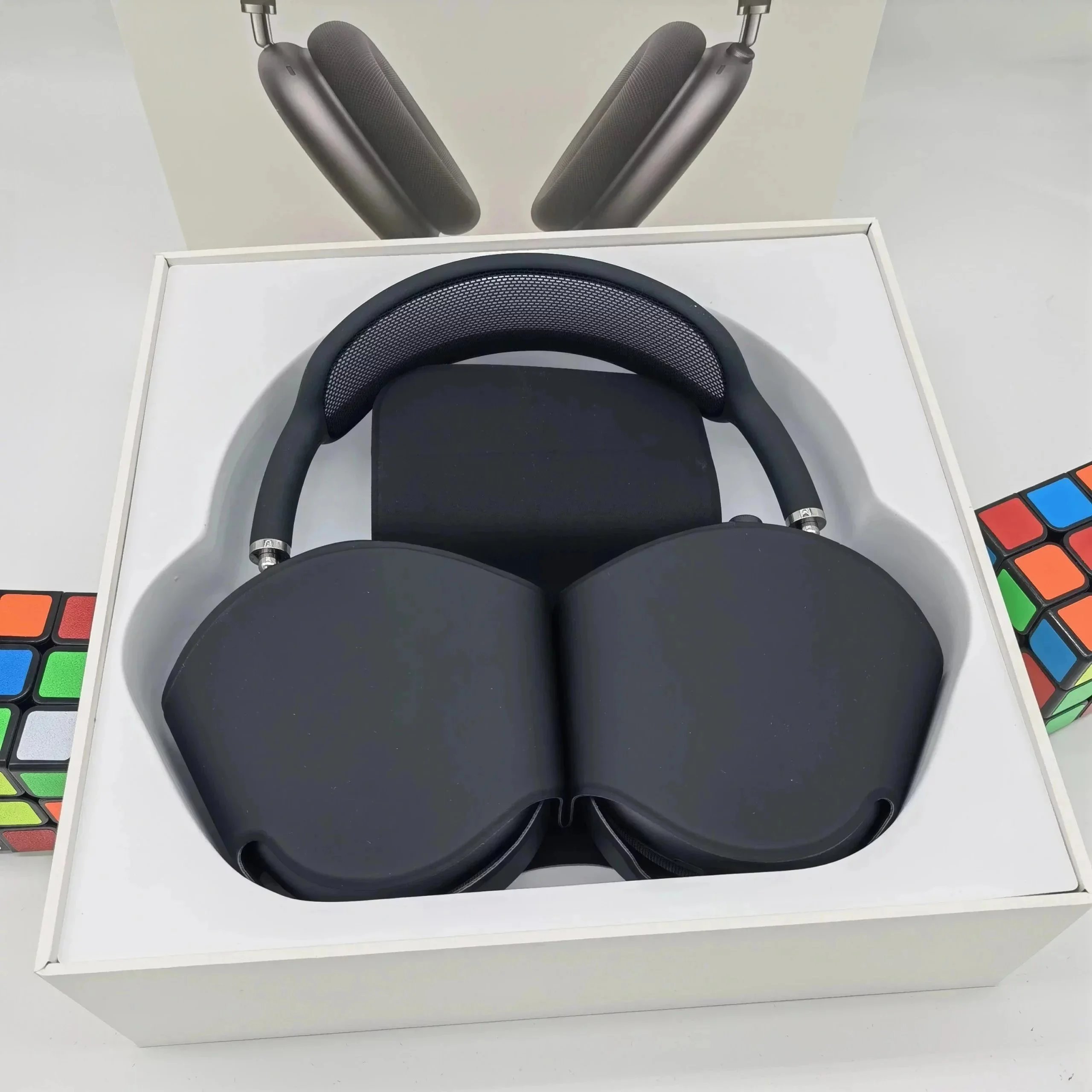 AirPods MAX-2 AirPods MAX-2