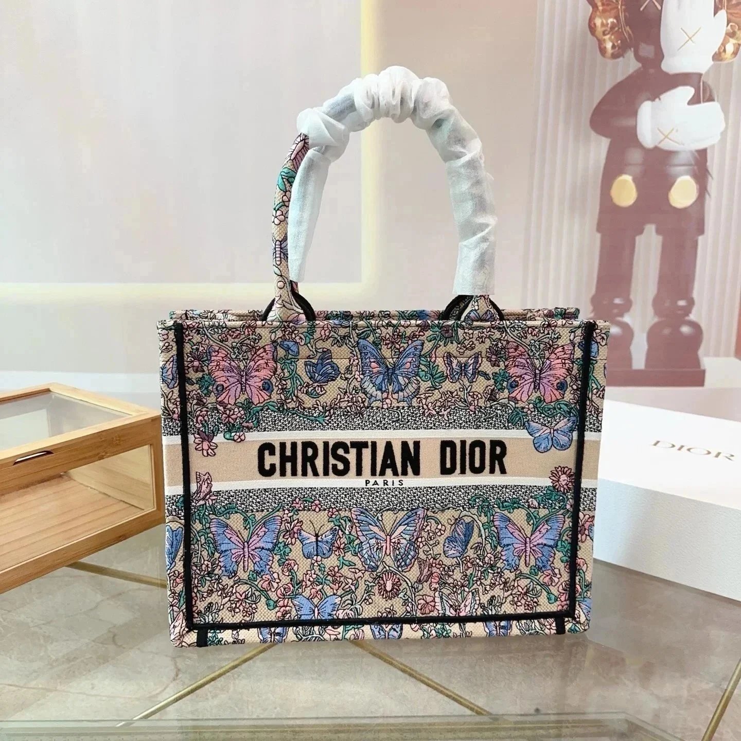 35 35