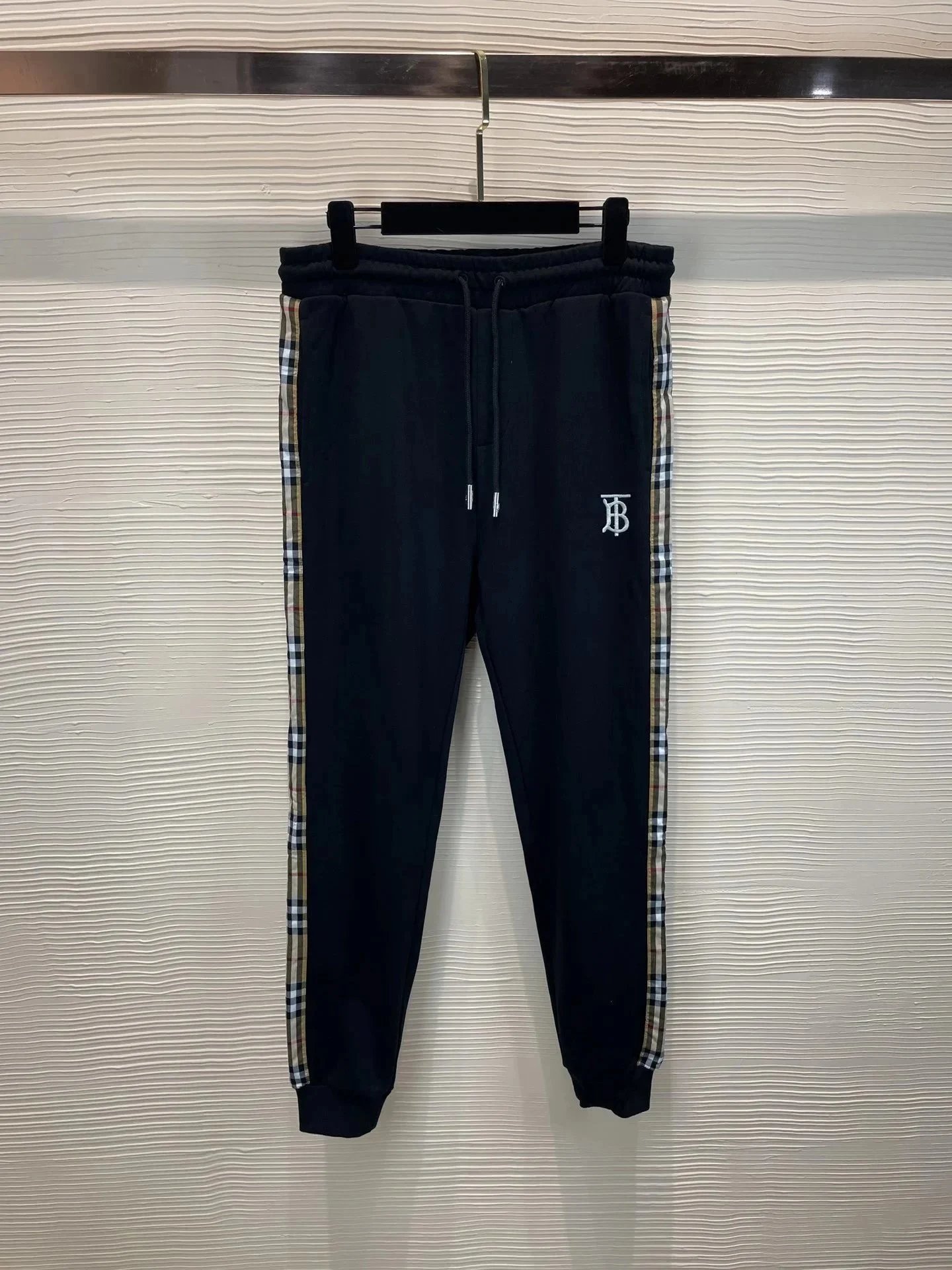 5 5