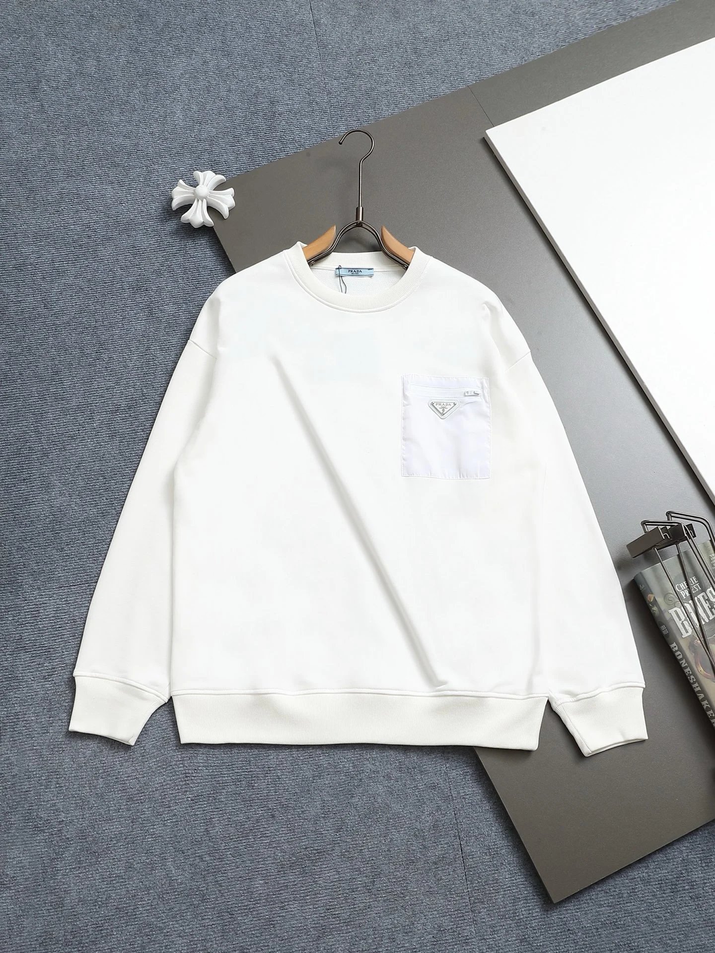 18 18