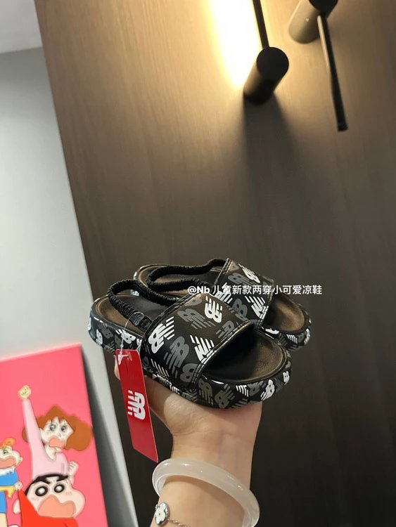 黑色 黑色