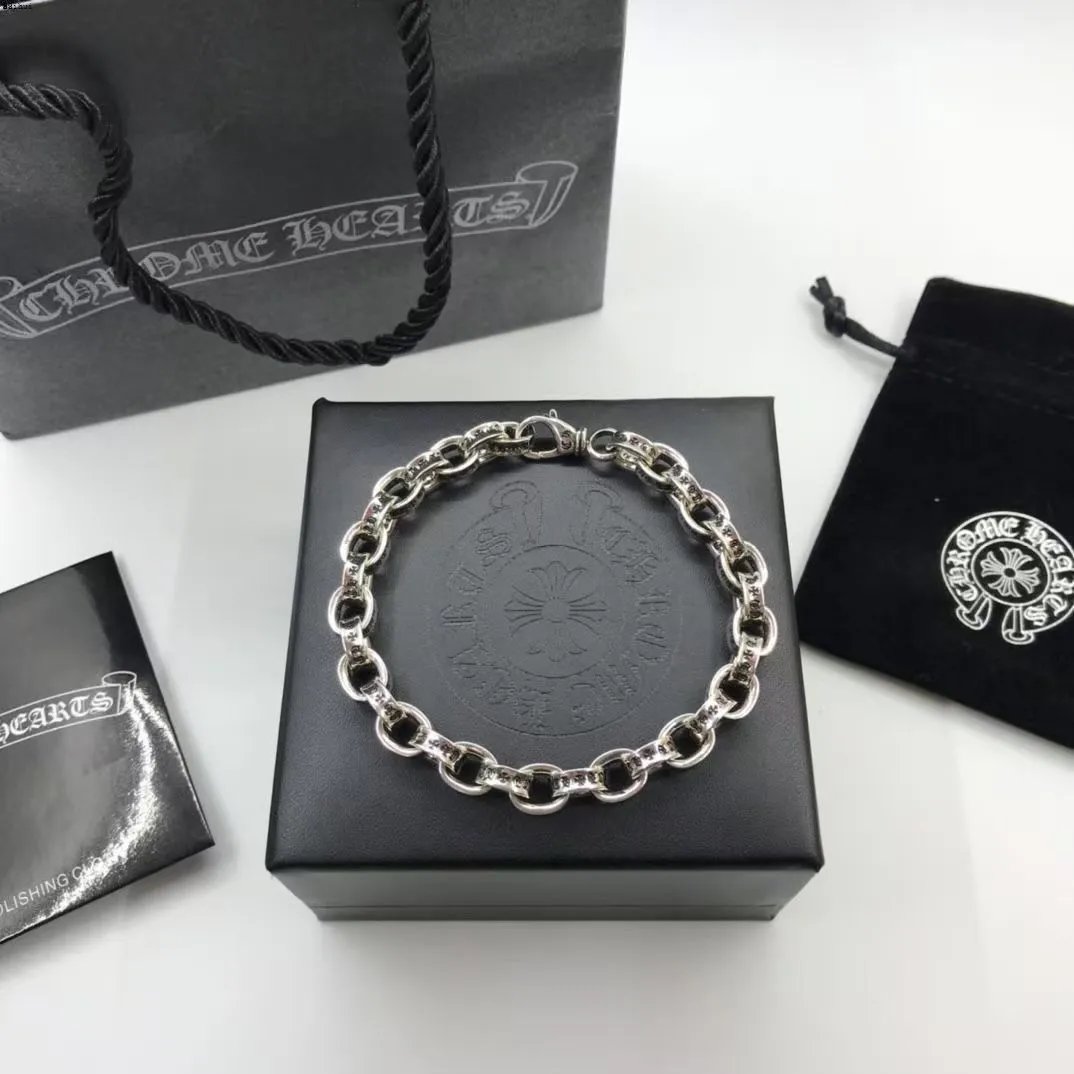 CH梵文手链20cm(专柜包装礼盒) CH梵文手链20cm(专柜包装礼盒)