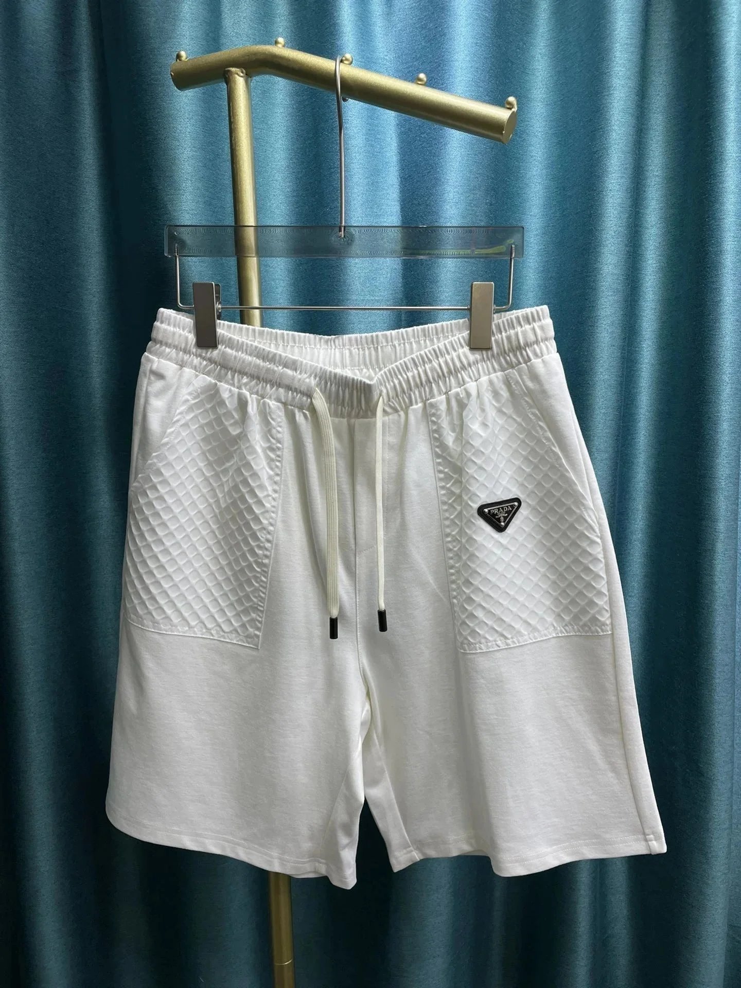 39 39