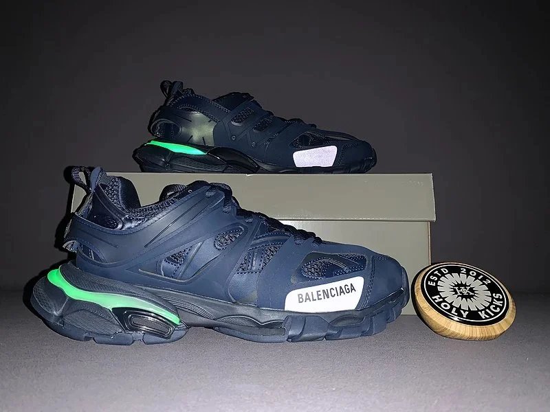 01 01