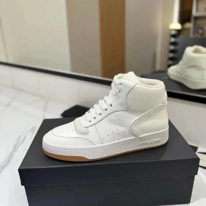 8 8
