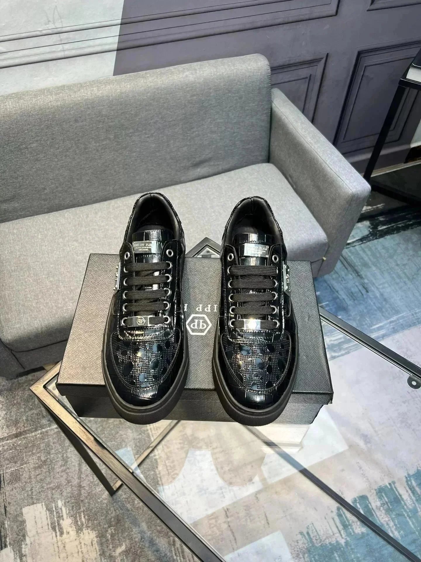 37黑色005 37黑色005