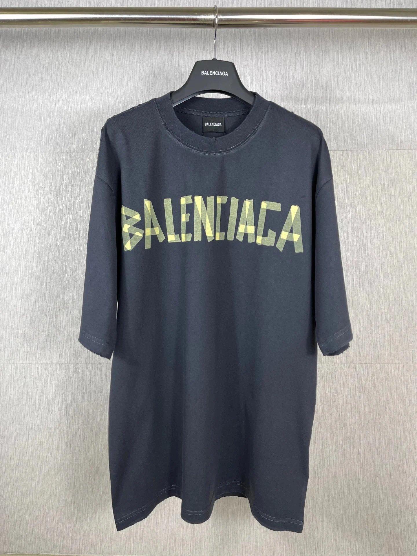6 6