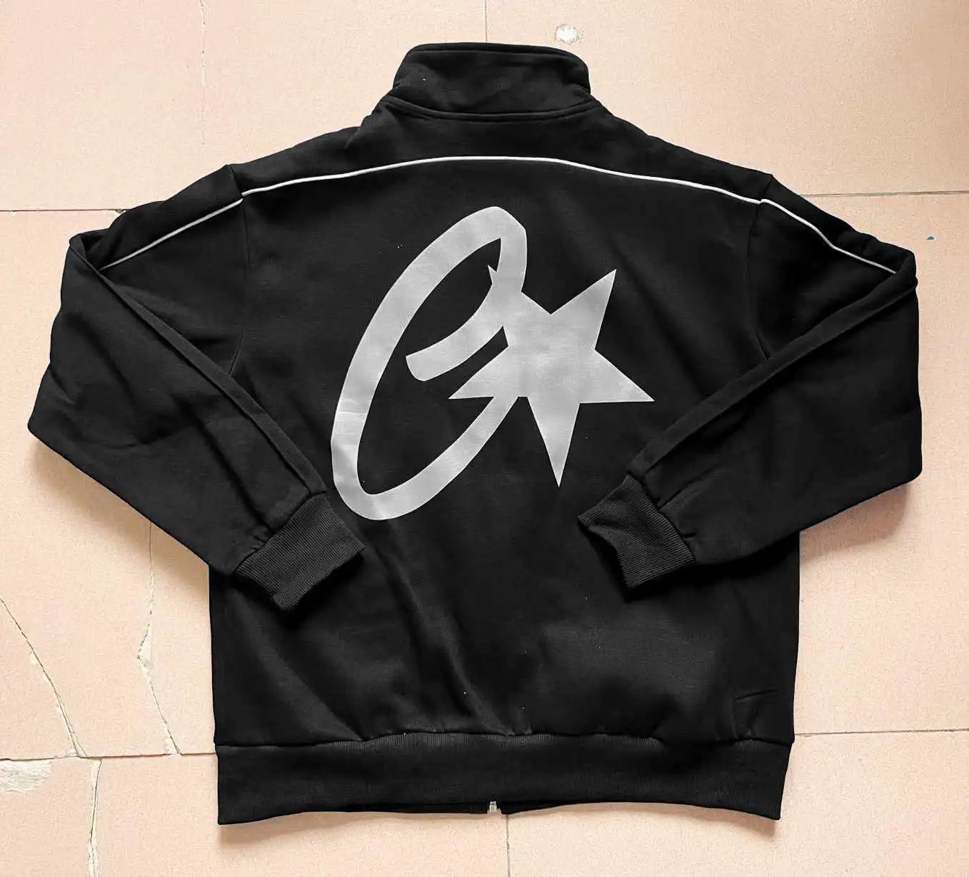 03黑色外套 03黑色外套