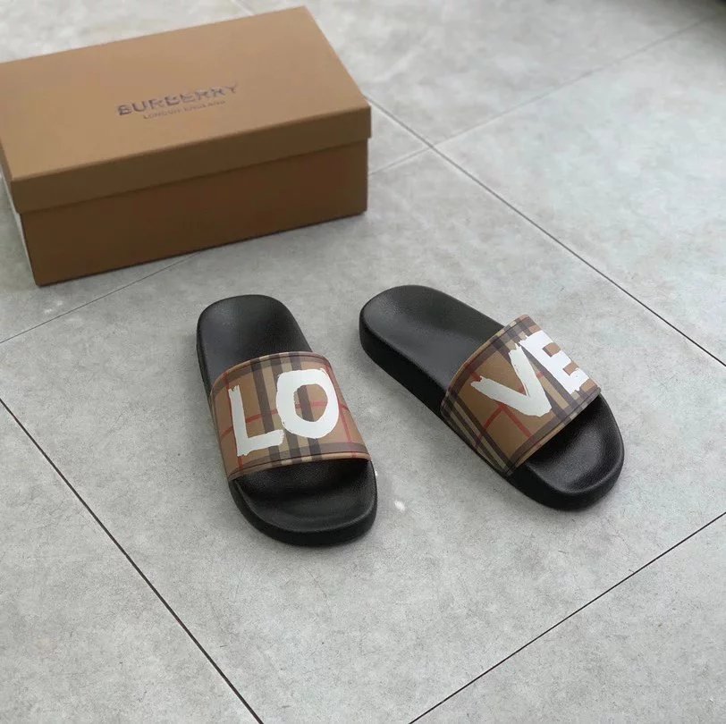 3 3