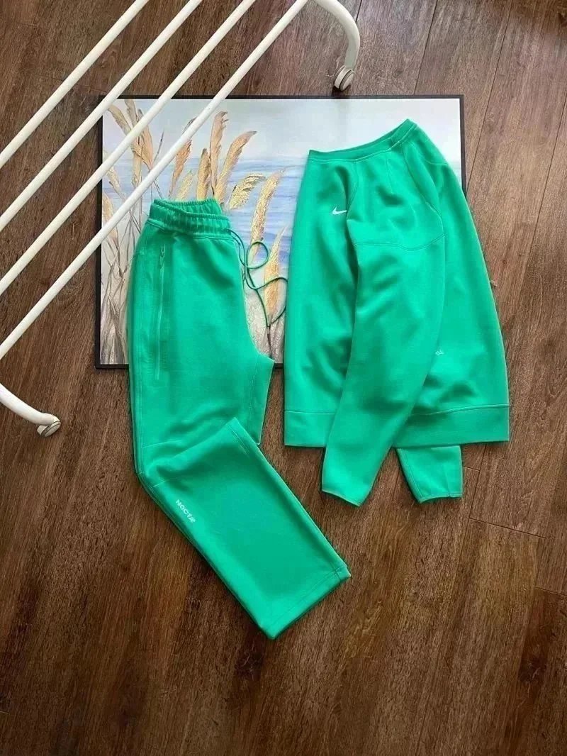030214018-圆领卫衣套装绿色 030214018-圆领卫衣套装绿色