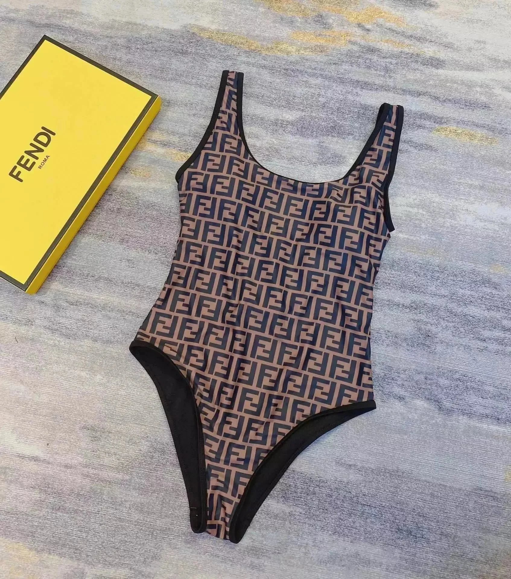 01 01