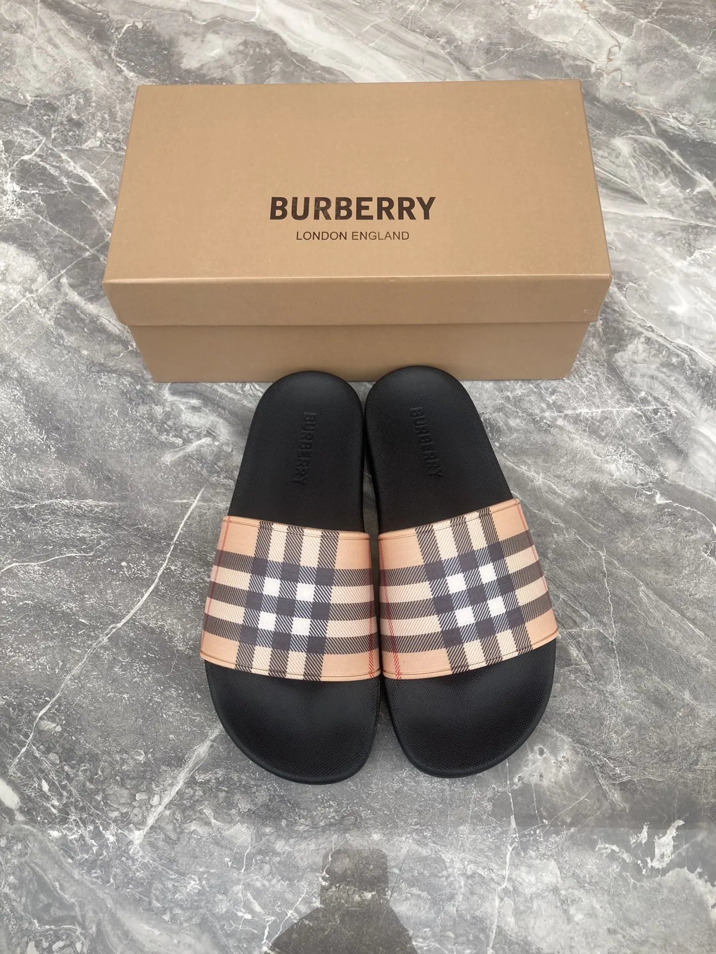 4 4