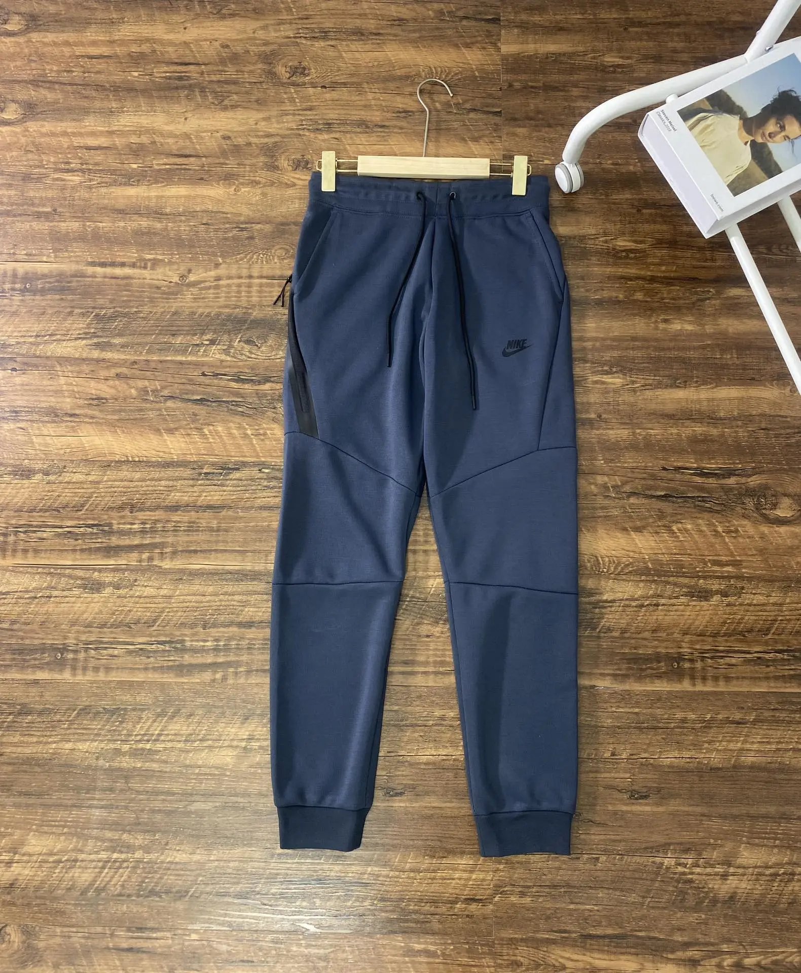 22 22