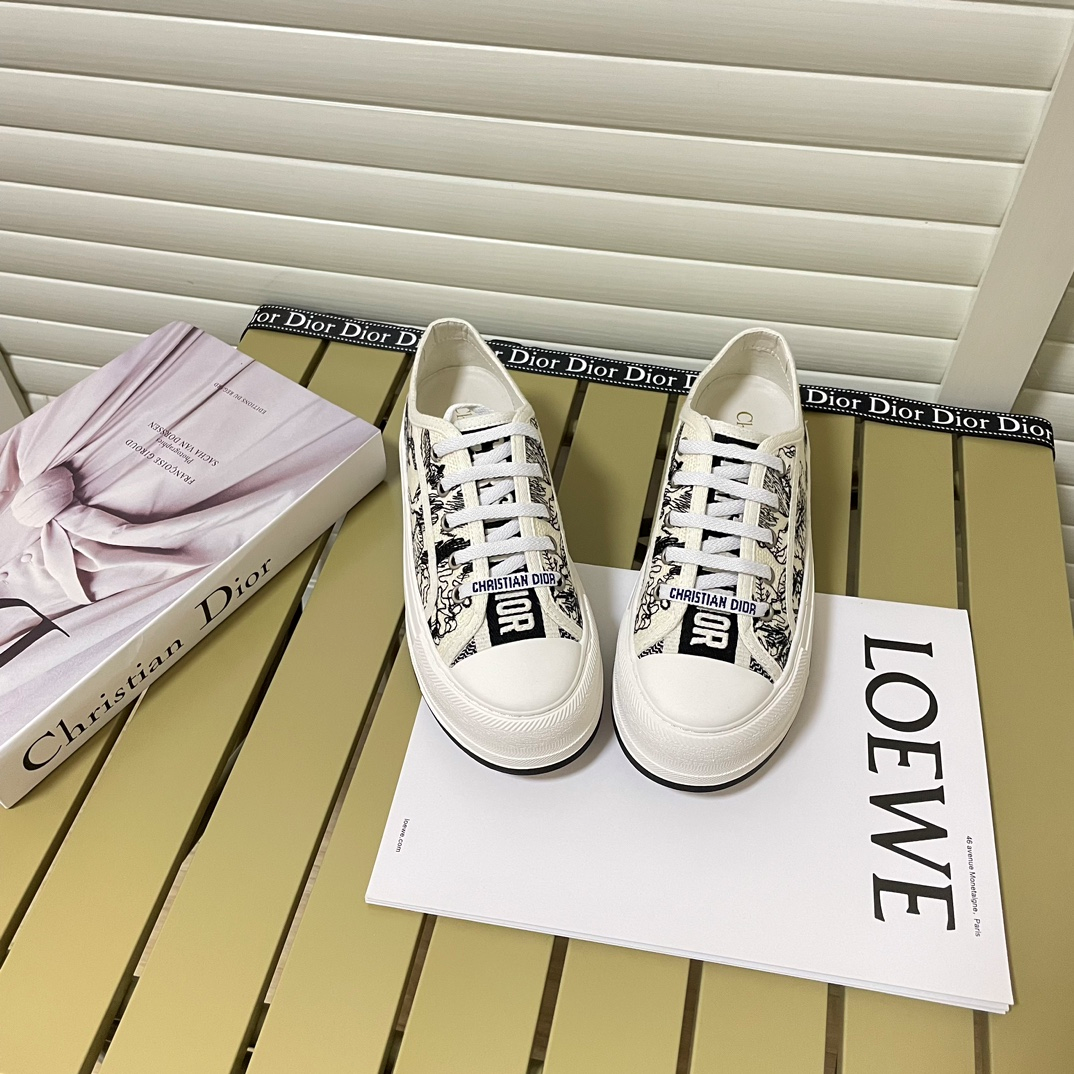06 06