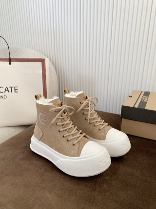 8 8