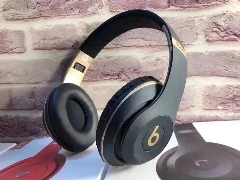 011 011