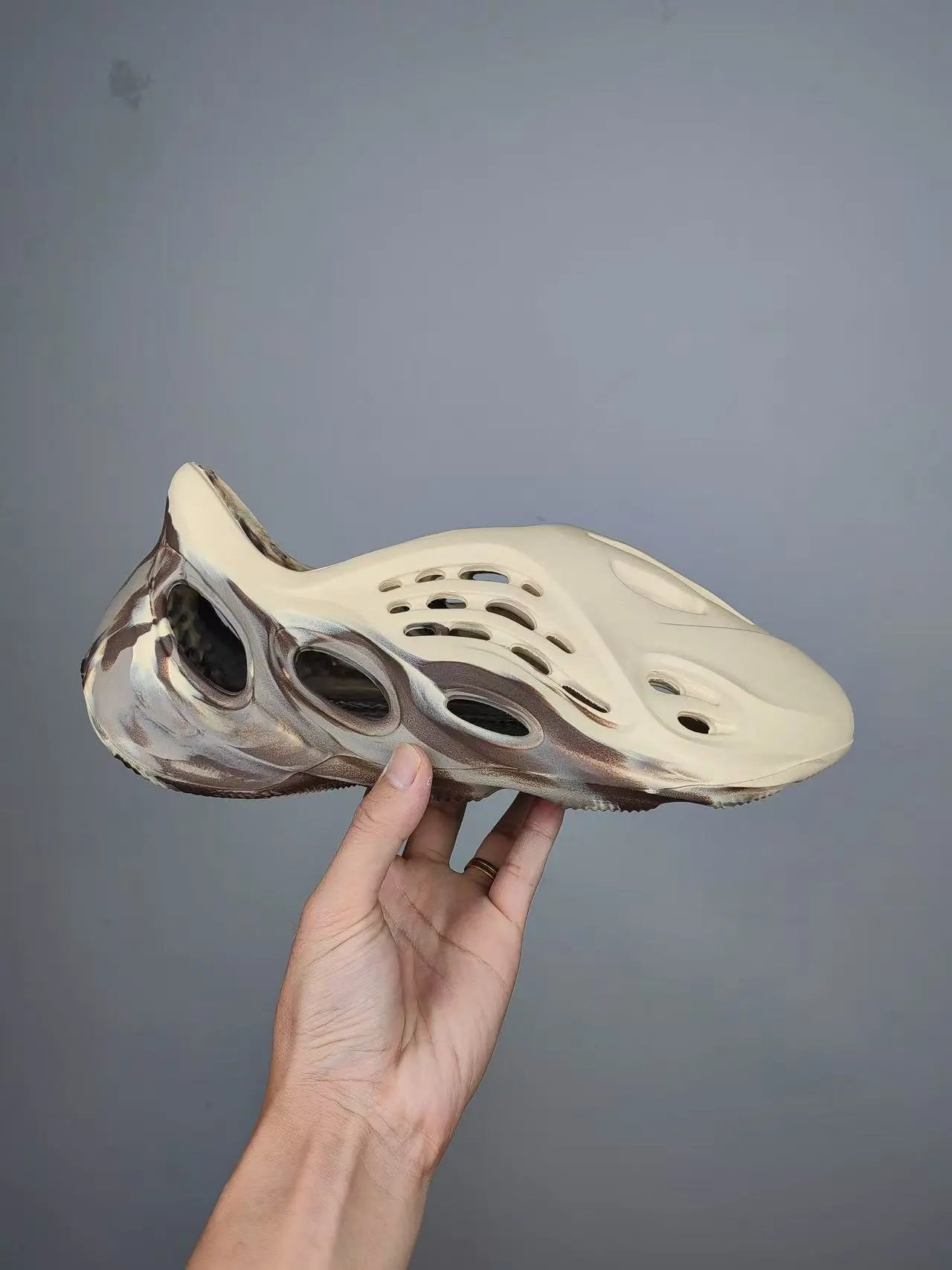 白棕(GX8774) 白棕(GX8774)