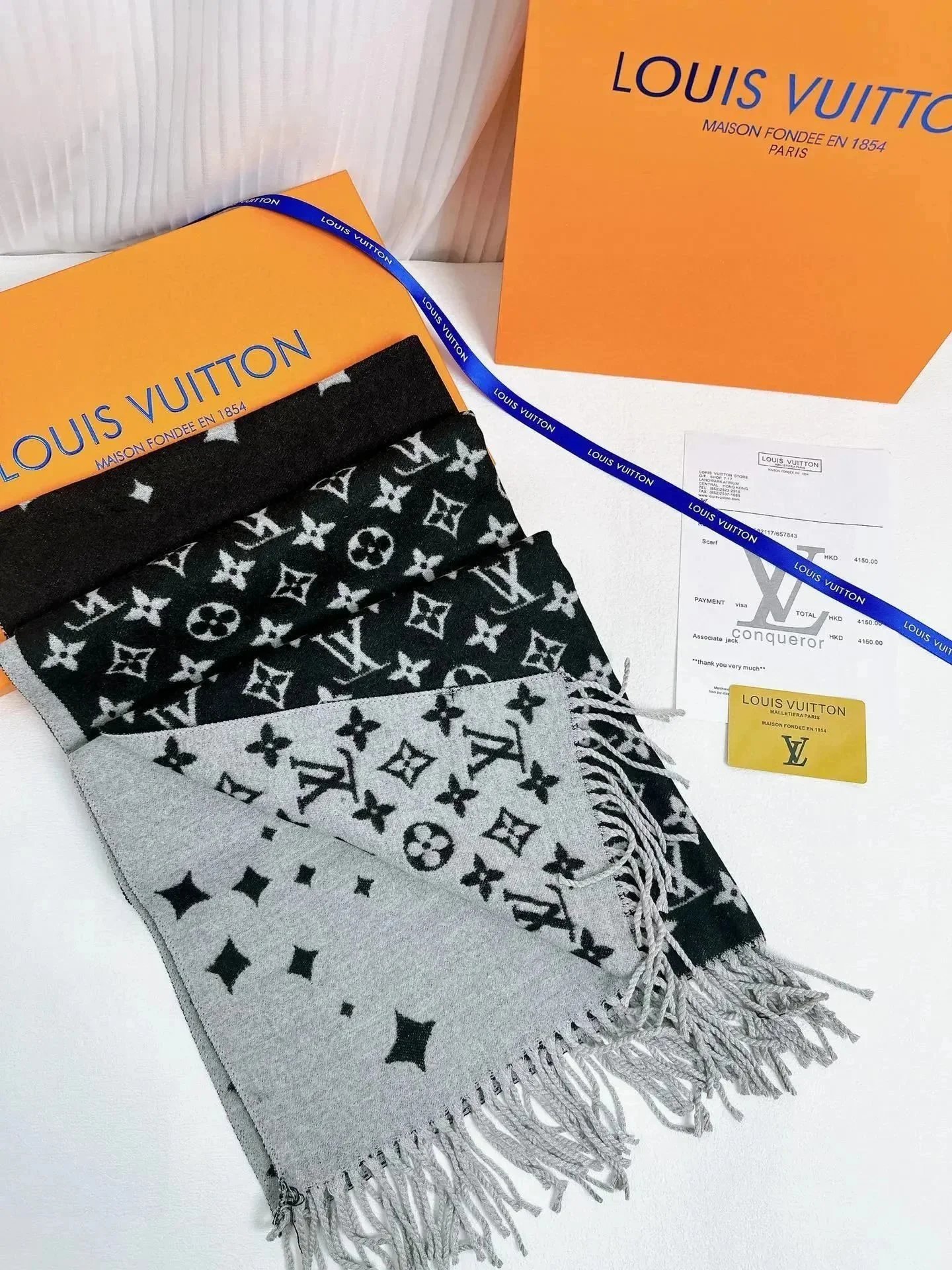 8 8