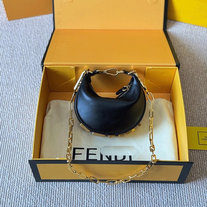 黑色皮面 黑色皮面