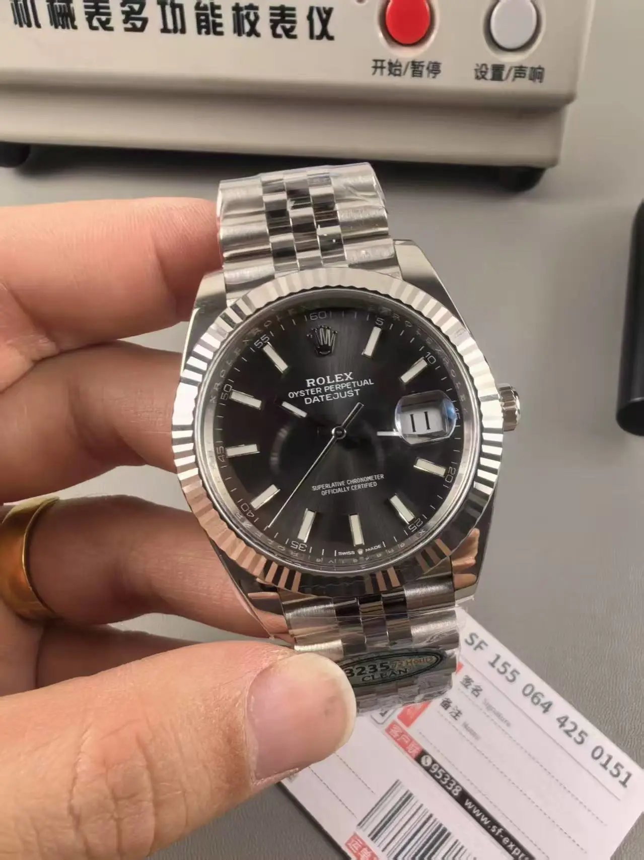 18 18