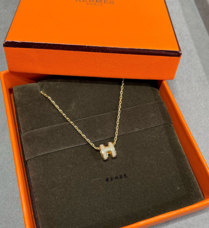 3 3
