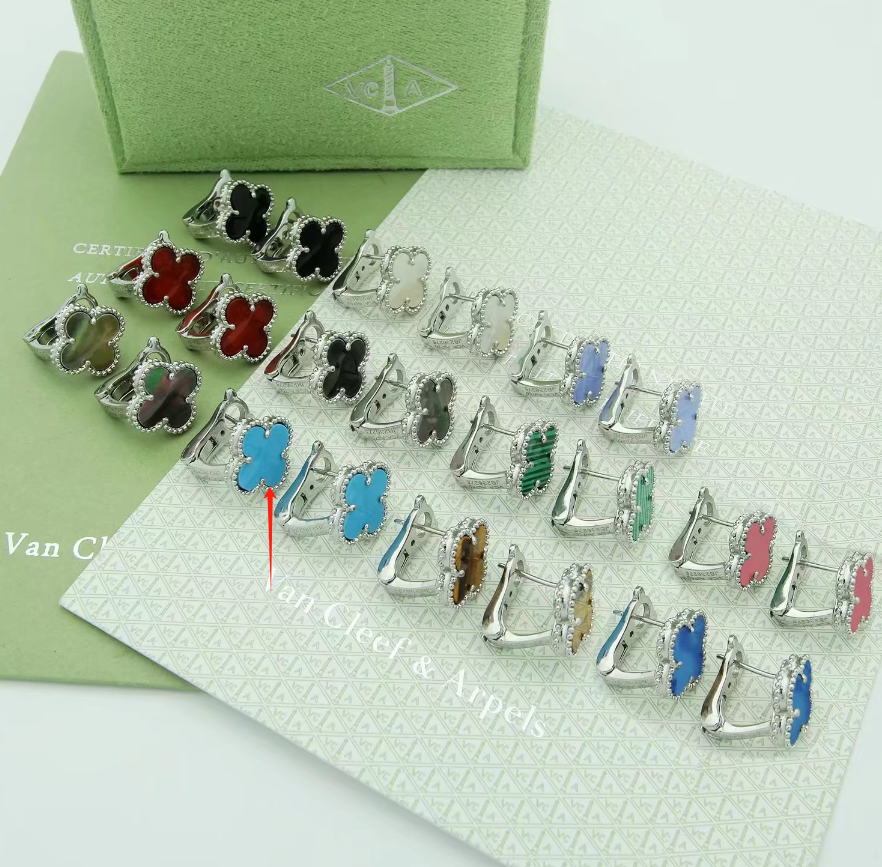 4 4