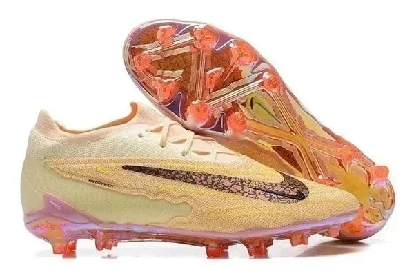 9 9