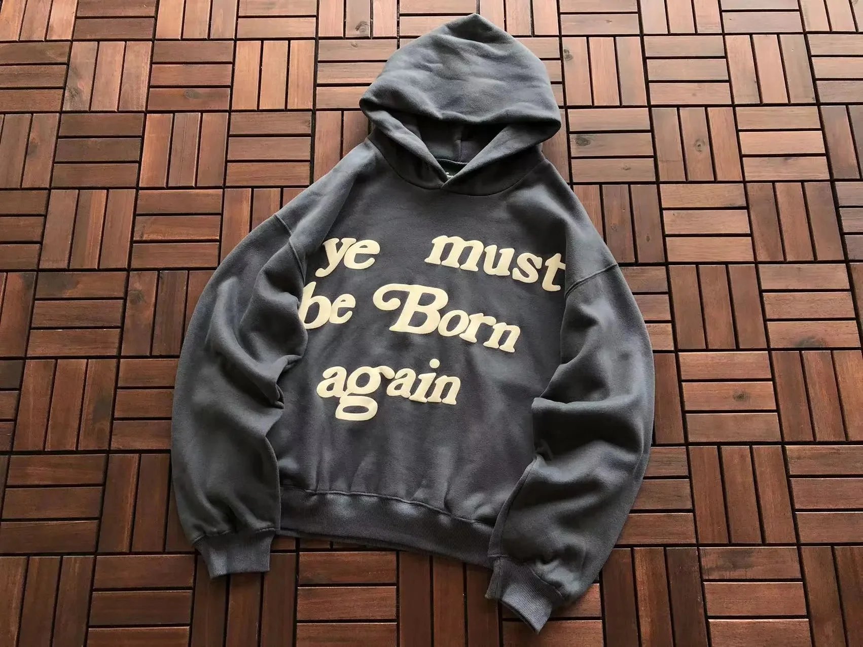 3 3