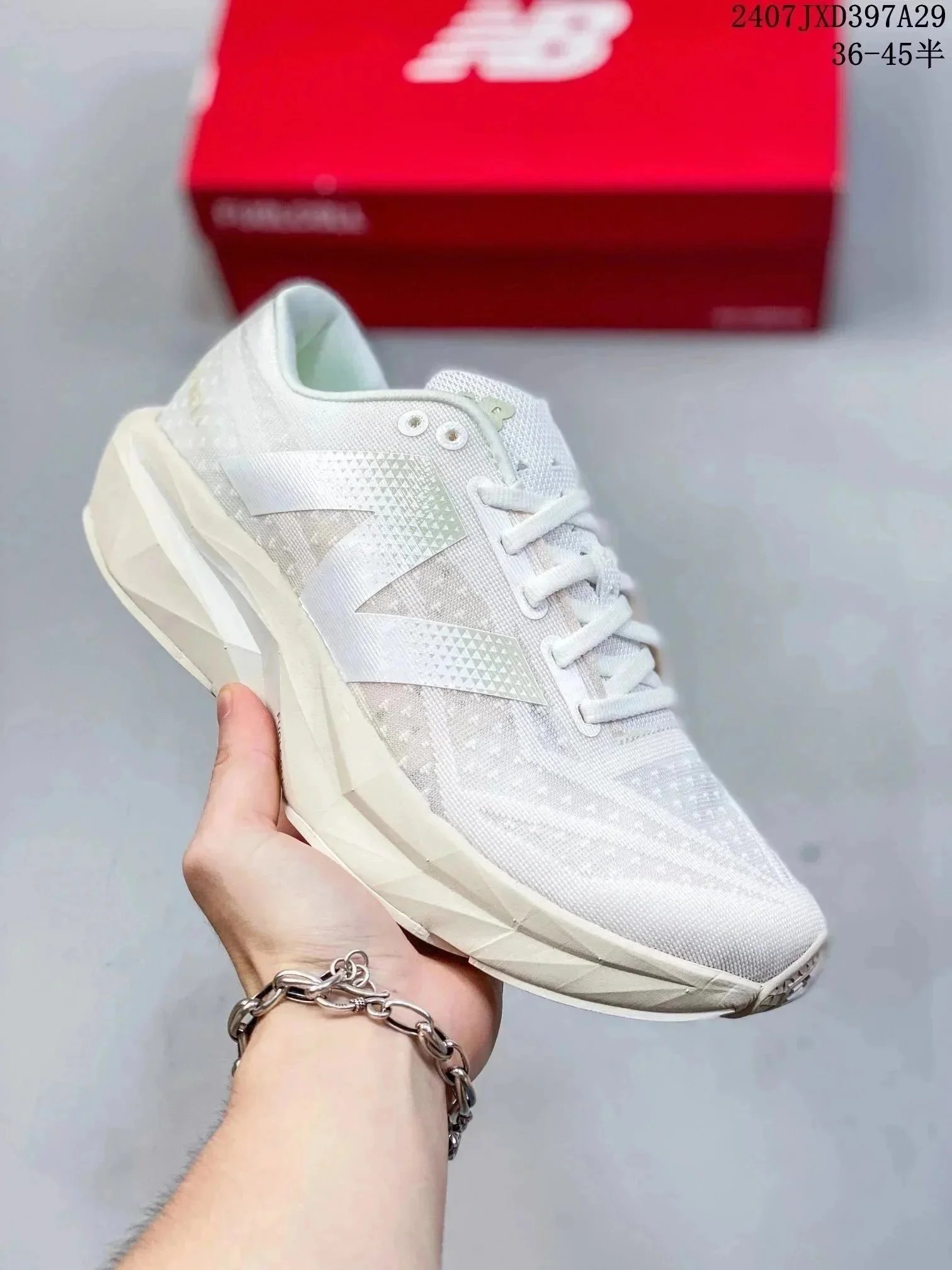 25白色 25白色